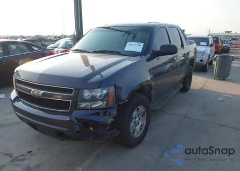 2010 Chevrolet Avalanche Ls z USA, uszkodzony, nr VIN 3GNVKEE08AG243162